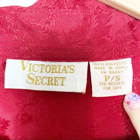 Vintage Victoria’s Secret Red Paisley Sleep Shirt Women’s Size Small - Picture 9 of 9